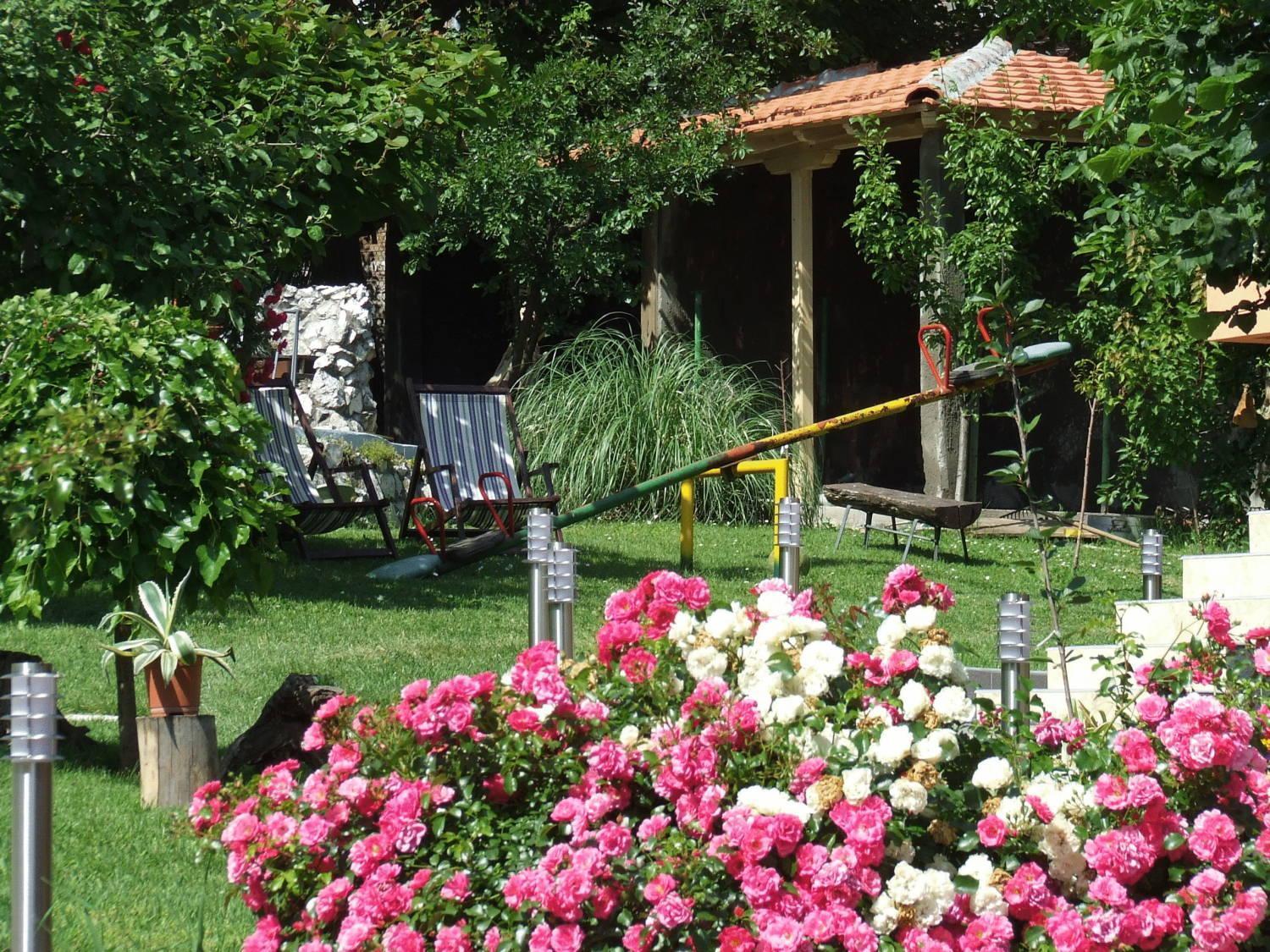 Garni Hotel Lama Kragujevac Bagian luar foto