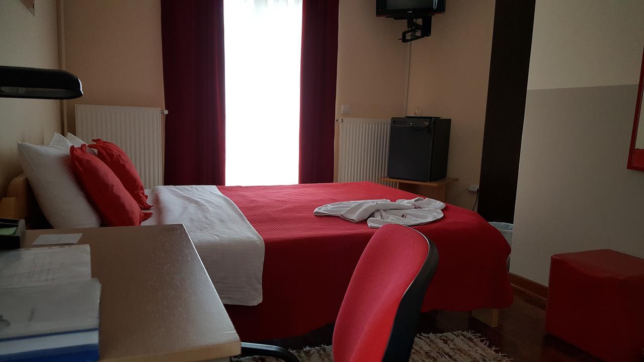 Garni Hotel Lama Kragujevac Bagian luar foto